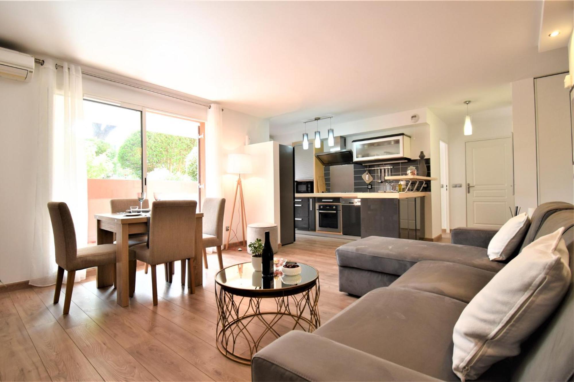 Le Cap Soleil -Standing - Piscine Collective Et Parking Prive Apartment Roquebrune-Cap-Martin Ngoại thất bức ảnh